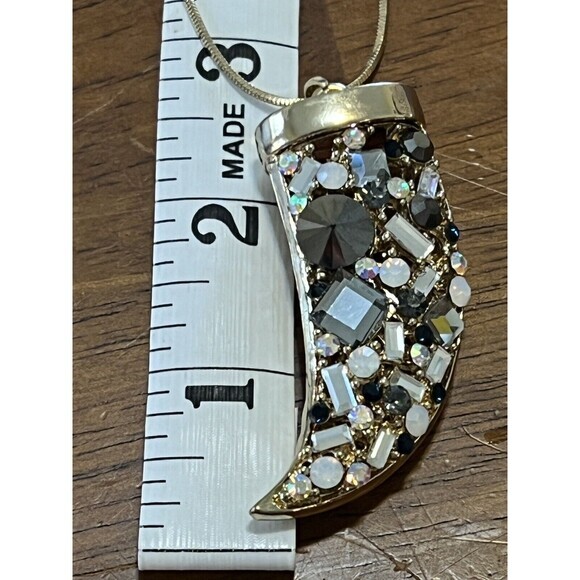 Rhinestone Bejeweled Goldtone Horn Tusk Pendant‎ Necklace 22" - Picture 4 of 5